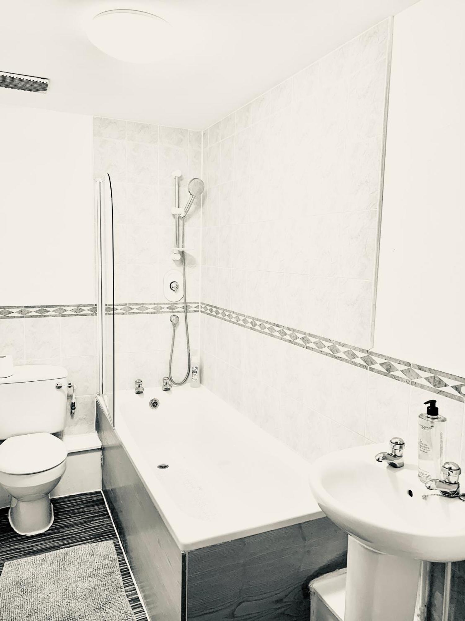Tower Bridge London, 2 Bedrooms, Reception, Kitchen, Parking Kültér fotó